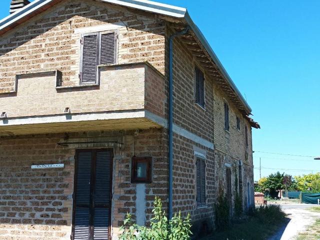 Rustico in vendita a Cannara, Umbria
