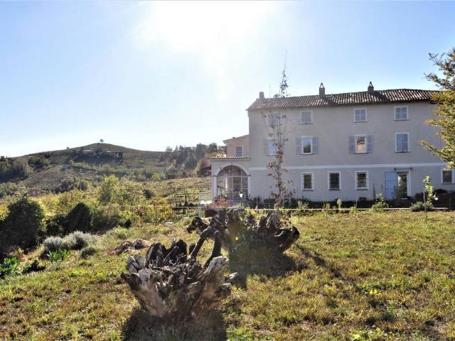 Rustico in vendita a Canneto Pavese, Lombardia