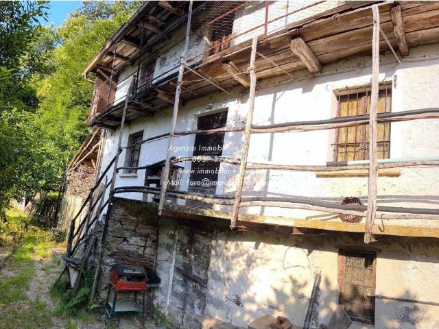 Rustico in vendita a Valle Cannobina, Piemonte