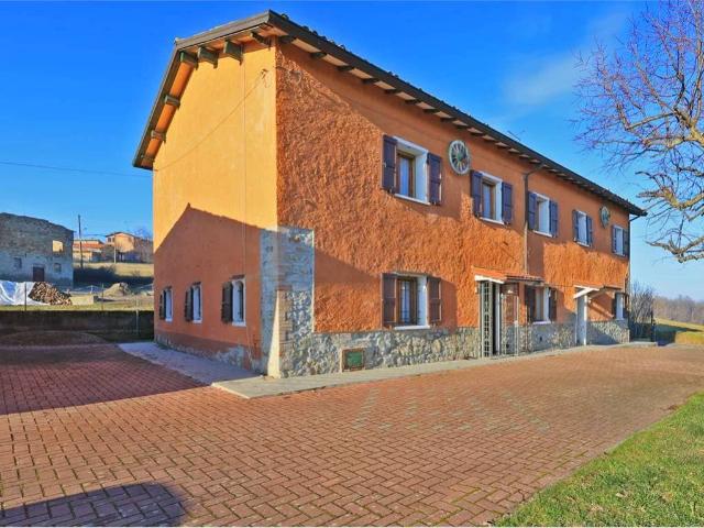 Rustico in vendita a Val d’Enza, Re
