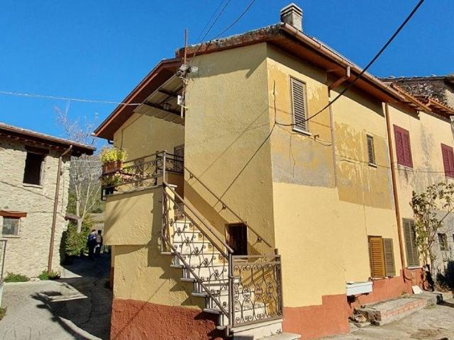 Rustico in vendita a Cantalice, Lazio