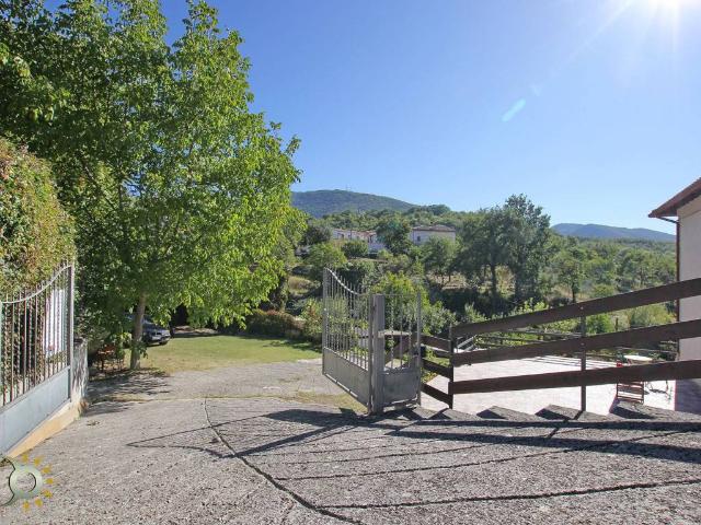 Rustico in vendita a Cantalice, Rieti