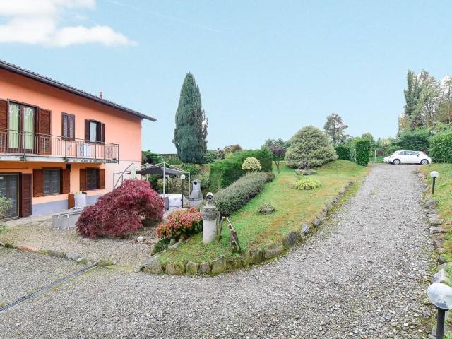 Rustico in vendita a Comunità Montana del Piambello, Cantello