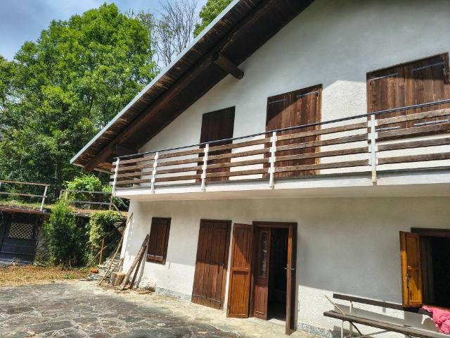 Rustico in vendita a Unione Montana di Comuni delle Valli di Lanzo, Ceronda e Casternone, Piemonte