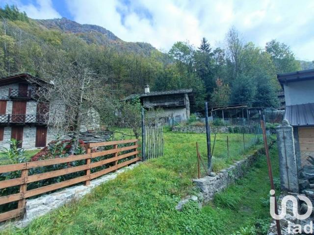 Rustico in vendita a Unione Montana di Comuni delle Valli di Lanzo, Ceronda e Casternone, Piemonte