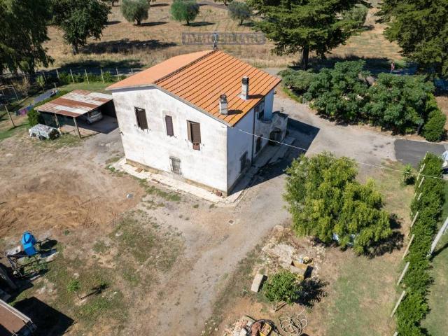 Rustico in vendita a Capalbio, Toscana