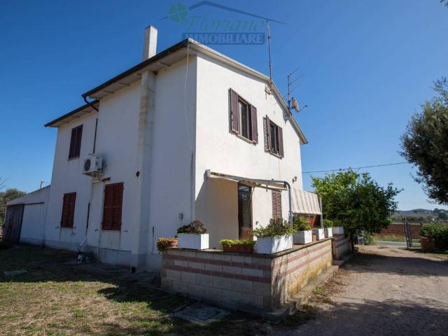 Rustico in vendita a Capalbio, Toscana