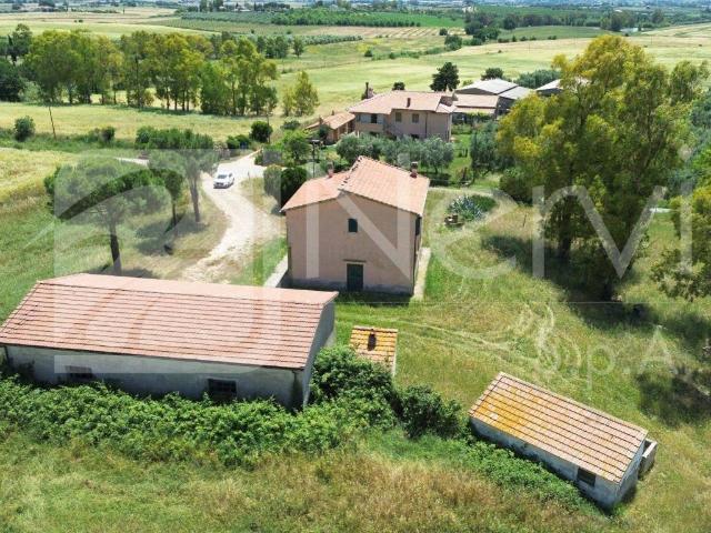 Rustico in vendita a Capalbio, Toscana