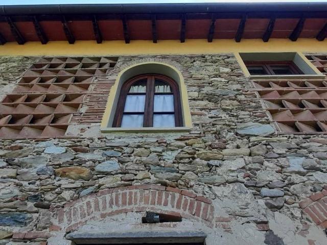 Rustico in vendita a Verciano, Capannori