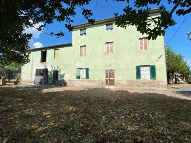 Rustico in vendita a Collina, Capannori