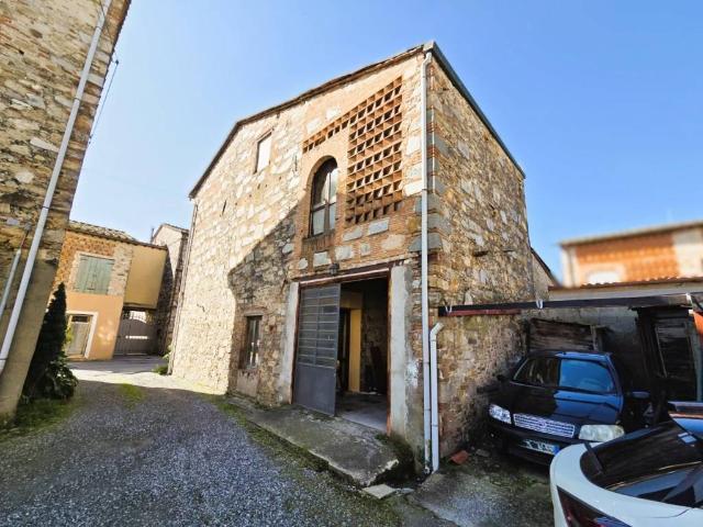 Rustico in vendita a Carraia, Capannori
