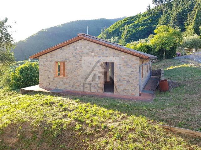 Rustico in vendita a Capannori, Toscana