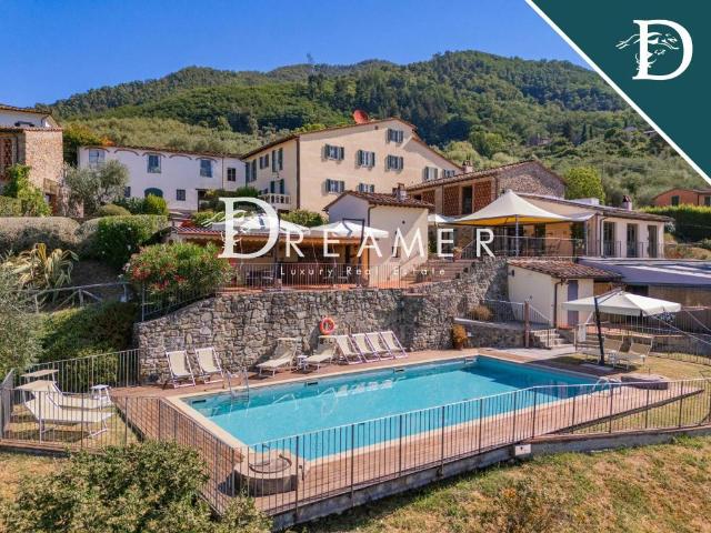 Rustico in vendita a Capannori, Toscana