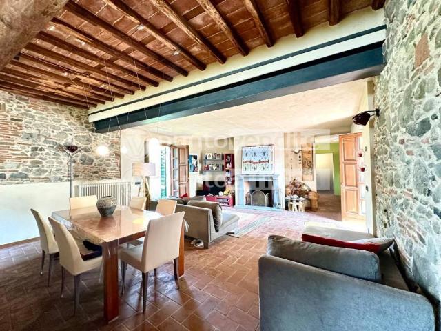 Rustico in vendita a Capannori, Toscana