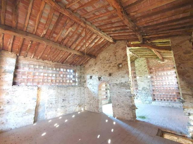 Rustico in vendita a San Ginese di Compito, Capannori