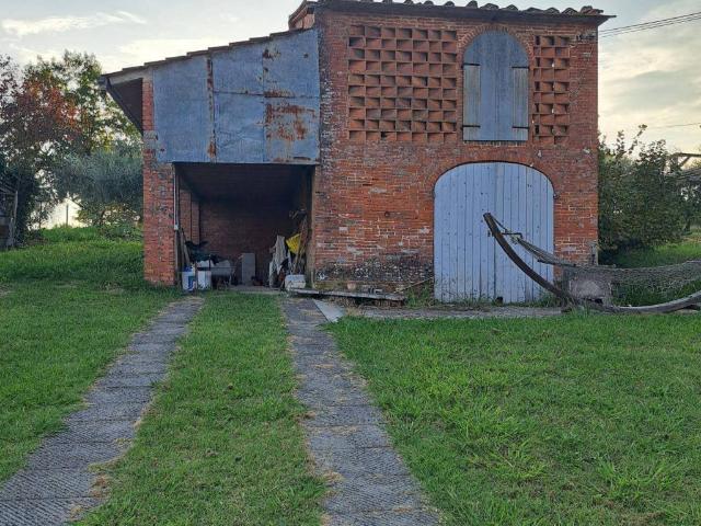 Rustico in vendita a Tofori, Capannori