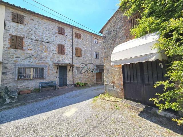 Rustico in vendita a San Ginese di Compito, Capannori