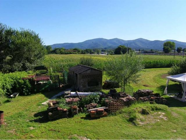 Rustico in vendita a Capannori, Toscana