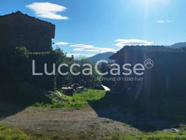 Rustico in vendita a San Ginese di Compito, Capannori