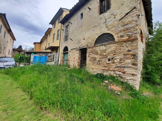 Rustico in vendita a San Ginese di Compito, Capannori