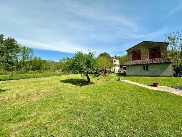 Rustico in vendita a San Ginese di Compito, Capannori
