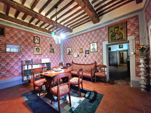 Rustico in vendita a Gragnano, Capannori