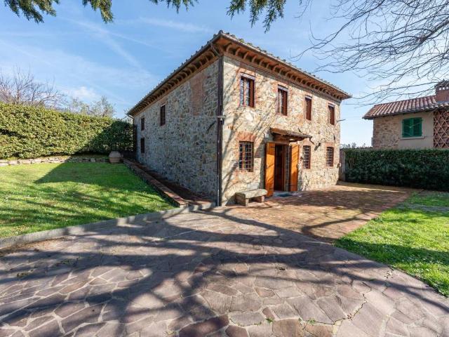 Rustico in vendita a Camigliano, Capannori