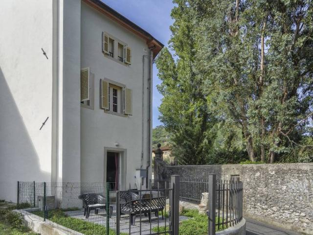 Rustico in vendita a Capannori, Toscana