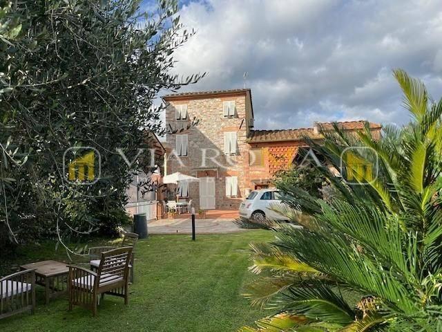 Rustico in vendita a Capannori, Toscana