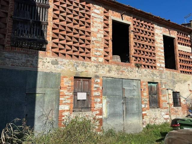 Rustico in vendita a San Colombano, Capannori