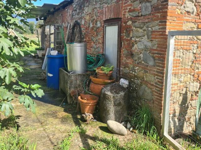 Rustico in vendita a Capannori, Toscana