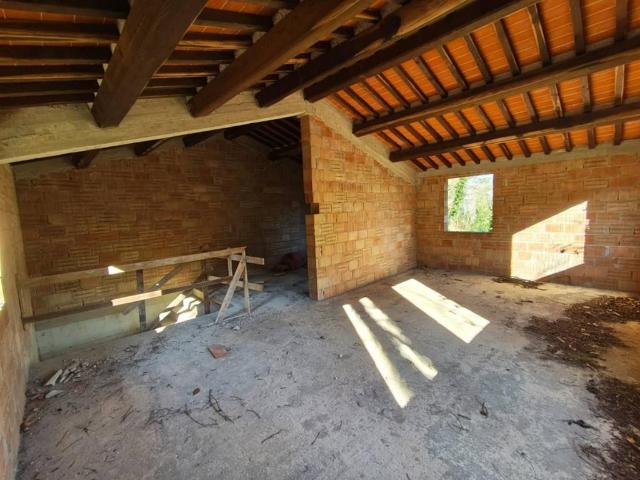 Rustico in vendita a Castelvecchio di Compito, Capannori