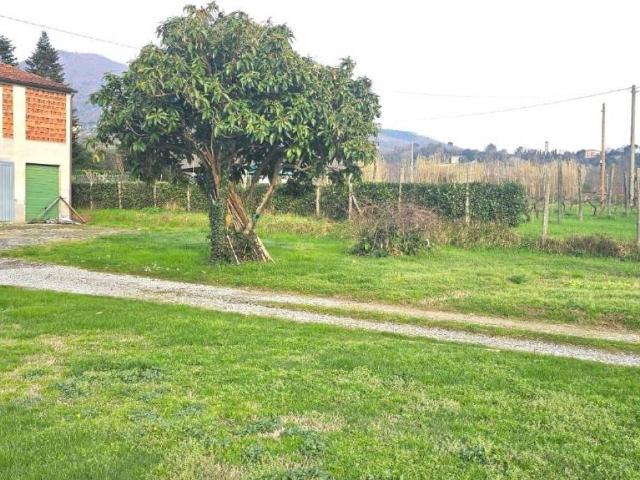 Rustico in vendita a Capannori, Toscana