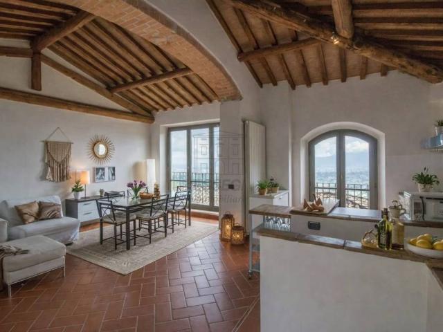Rustico in vendita a Capannori, Toscana