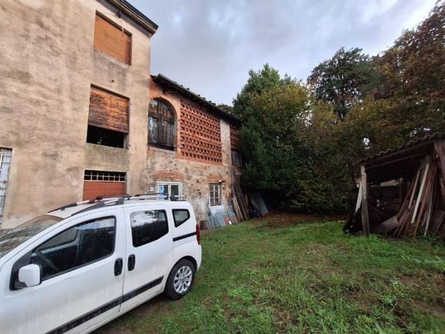 Rustico in vendita a Capannori, Toscana