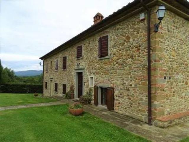 Rustico in vendita a Capolona, Toscana
