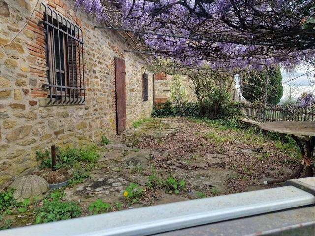Rustico in vendita a Cenina, Capolona