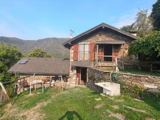 Rustico in vendita a Caprezzo, Verbano-Cusio-Ossola