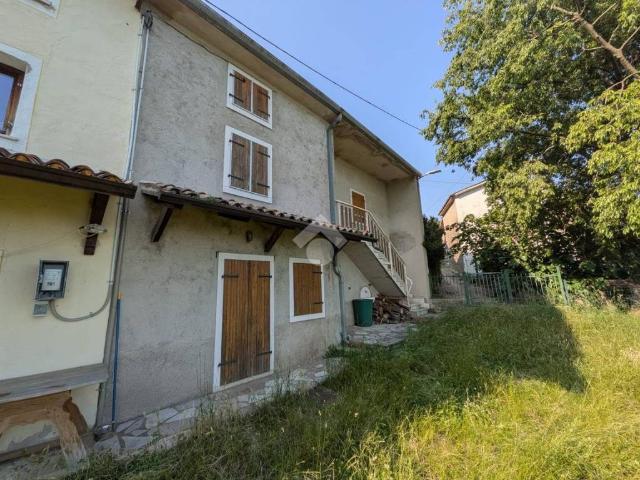 Rustico in vendita a Caprino Veronese, Veneto