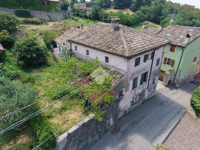 Rustico in vendita a Renzon, Caprino Veronese