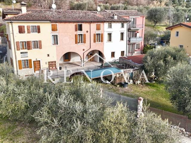 Villa Indipendente in vendita a Boi, Caprino Veronese