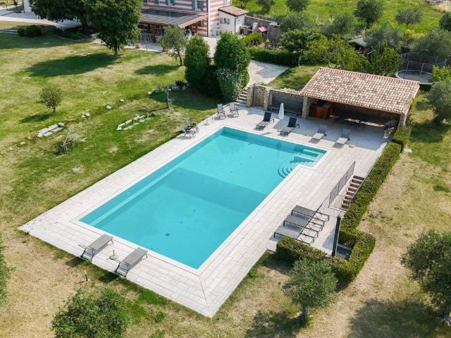 Rustico in vendita a Lubiara, Caprino Veronese
