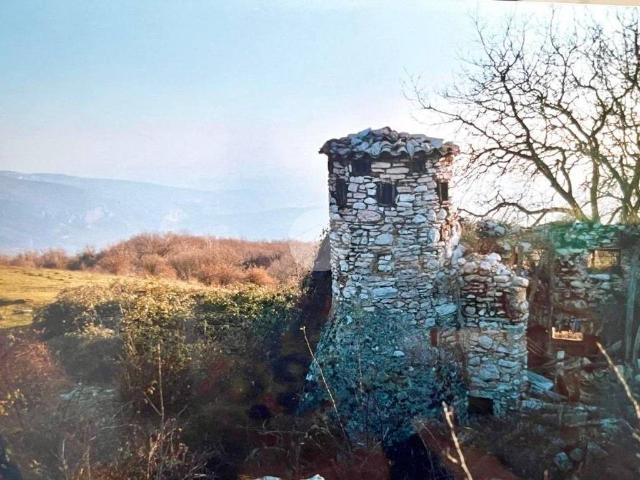 Rustico in vendita a Caprino Veronese, Veneto