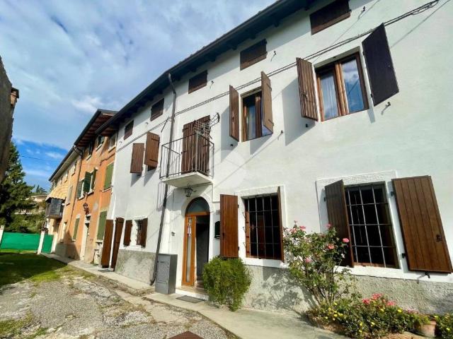 Rustico in vendita a Boi, Caprino Veronese