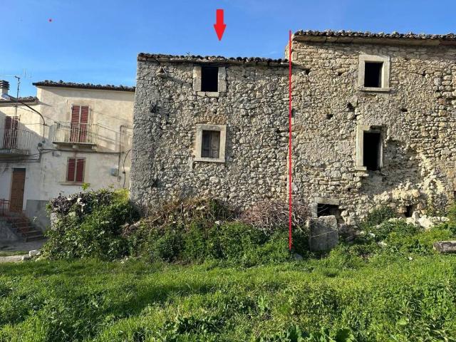 Rustico in vendita a Caramanico Terme, Abruzzo