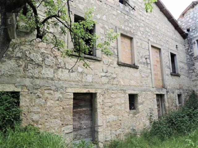Rustico in vendita a Caramanico Terme, Abruzzo