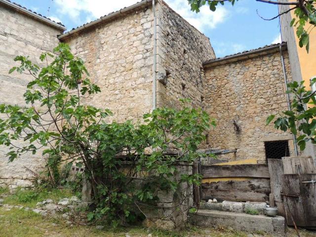Rustico in vendita a Caramanico Terme, Abruzzo