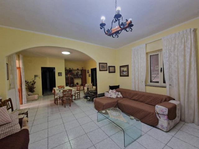 Rustico in vendita a Carapelle, Foggia