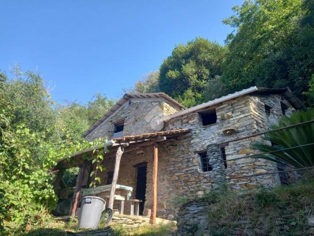 Rustico in vendita a Carasco, Liguria