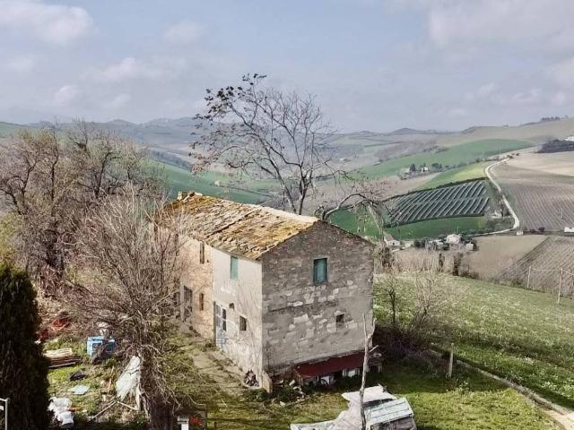 Rustico in vendita a Silos, Carassai